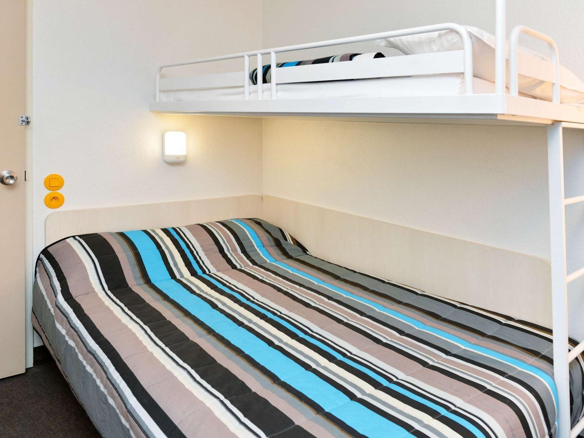 Hotelf1 Tours Nord 3*