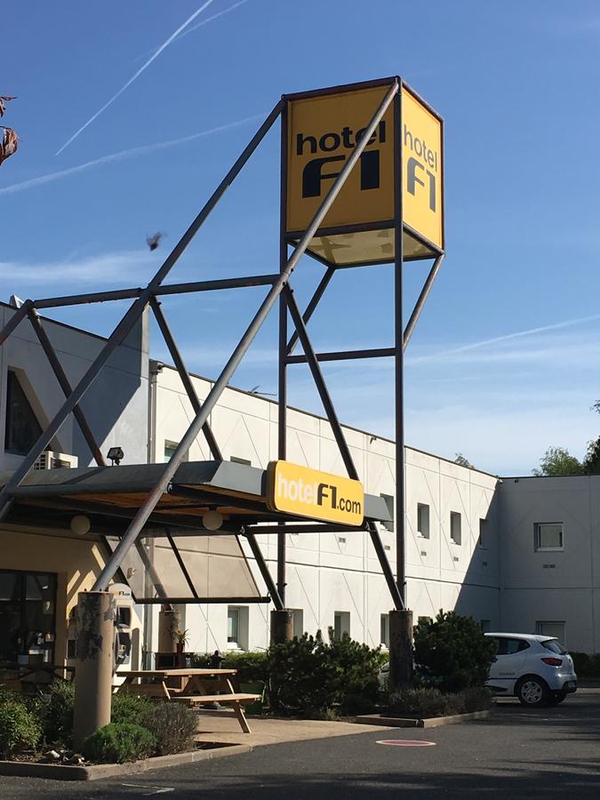 Hotelf1 Tours Nord 3*